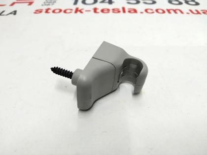 BASE Sonnenblendenhalter komplett Tesla Modell 3 1090079-00-B