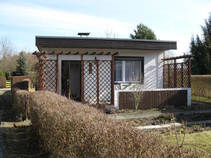 Wie wäre es mit einem netten Wochenendhäuschen im Grünen