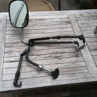 Caravanspiegel HELLA Universal für Kotflügelmontage guter Zustand VB 25 Euro