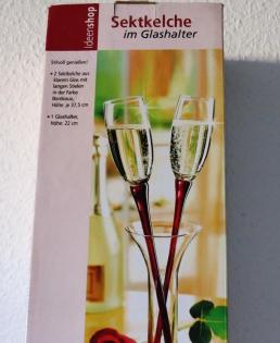 Geschirr Sektkelche im Glashalter 3-tlg. EUR 12 - Versand