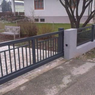 ZAUN aus Polen Metallzaune Gelander Tore