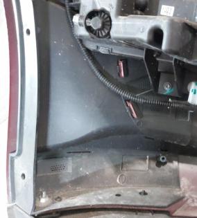 Stoßfängerverstärkung vorne links unten Tesla Modell 3 1084175-00-D