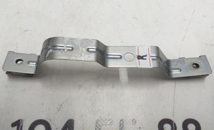 Kotflügelhalter vorne rechts NEU Tesla Modell 3 1104541-00-B