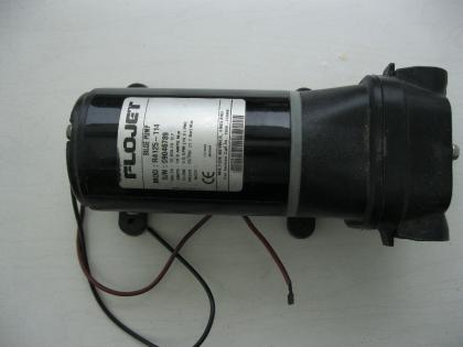 Flojet Bilgenpumpe