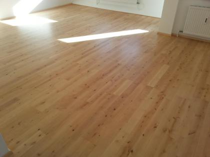 HOLZBODEN SCHLEIFEN lackieren oelen wachsen. Innsbruck