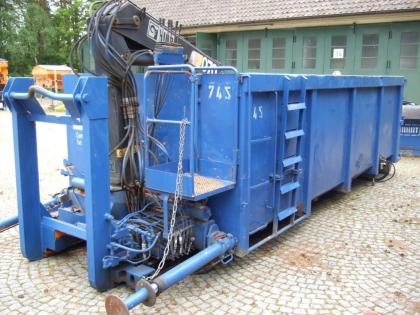 Abrollcontainer mit Hiab Kran Reichweite ca 8 m funktionsfähig 18 m Mulde