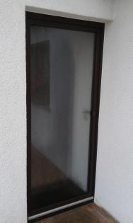 Fenster und Türen Kunststoff Holz und Alu verkauf