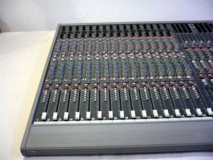 A H GS3 16 Kanal - Studiomixer