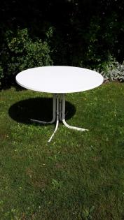 Gartentisch