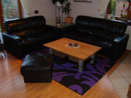 Ledersofa 2 und 3 Sitzer Hocker