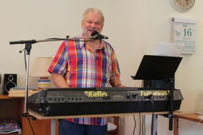 Kalles Tanzmusik musiziert für Seniorenheime Residenzen