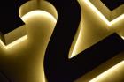 3D Hausnummer mit LED Hintergrundbeleuchtung 265mm hoch Nr. 5